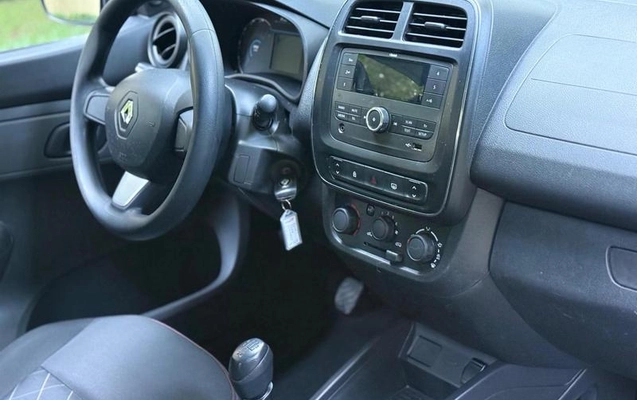 imagem-https://www.socarrao.com.br/sc-vehicle-images-prod/3873030/1789674822403-7685813_12_B_7c980be667.jpeg