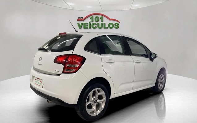 imagem-https://www.socarrao.com.br/sc-vehicle-images-prod/3873036/1789562775955-003_459e8e999ad266b2ea90fe83211252b6.jpg