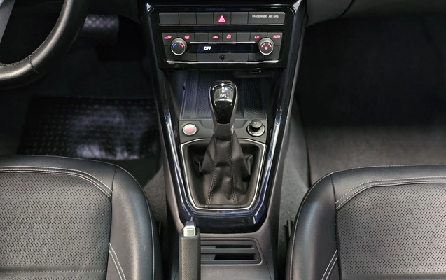 imagem-https://www.socarrao.com.br/sc-vehicle-images-prod/3873131/1789562950580-1_020540.jpg