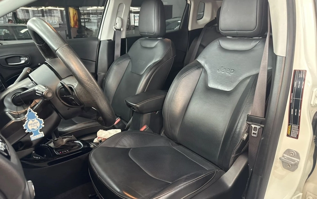 imagem-https://www.socarrao.com.br/sc-vehicle-images-prod/3873731/1789564234699-V2hhdHNBcHAgSW1hZ2UgMjAyNi0wOS0xNSBhdCAxMC4yMi4wNS5qcGVn.jpeg