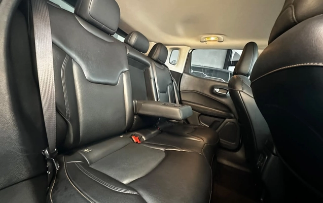 imagem-https://www.socarrao.com.br/sc-vehicle-images-prod/3873731/1789564235824-V2hhdHNBcHAgSW1hZ2UgMjAyNi0wOS0xNSBhdCAxMC4yMi4wNCAoMikuanBlZw.jpeg