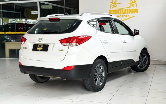imagem-https://www.socarrao.com.br/sc-vehicle-images-prod/3873830/1789564468857-d821877987e8460c9f3b957b44ef4a3b_1789564397799.jpg
