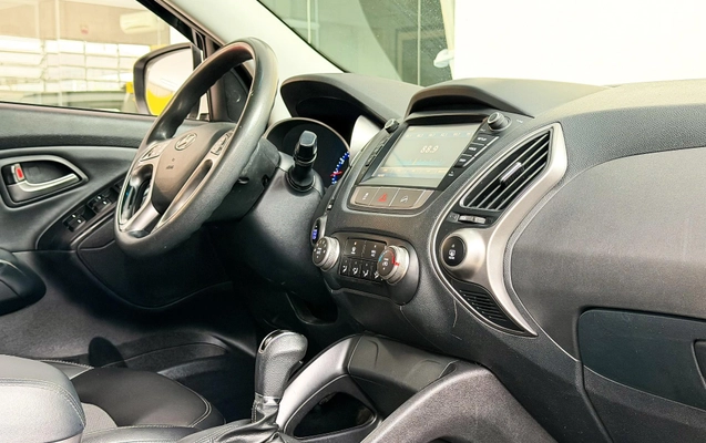 imagem-https://www.socarrao.com.br/sc-vehicle-images-prod/3873830/1789564468858-8faa0210613c42d491c7f2ce832b5a9a_1789564419379.jpg
