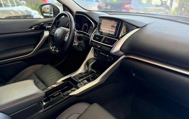 imagem-https://www.socarrao.com.br/sc-vehicle-images-prod/3873892/1789564666335-8433348_2_B_359157d18e.jpeg