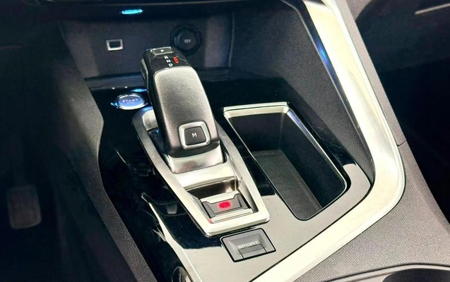 imagem-https://www.socarrao.com.br/sc-vehicle-images-prod/3873893/1789596054036-8380336_19_B_ce8623a5c8.jpeg