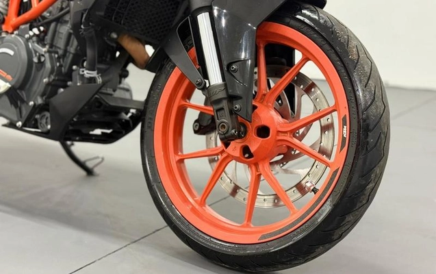 imagem-https://www.socarrao.com.br/sc-vehicle-images-prod/3873895/1789564680876-7755621_11_B_4455497007.jpeg