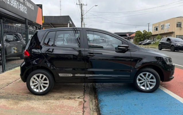 imagem-https://www.socarrao.com.br/sc-vehicle-images-prod/3873902/1789564703651-87UKirGv12CREGau3PwgXvRdcxk9IfbX.jpg