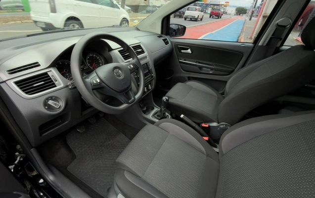 imagem-https://www.socarrao.com.br/sc-vehicle-images-prod/3873902/1789564703655-O8XtvcGoNNqJ4uJpKUPBd99opTDuKMsB.jpg