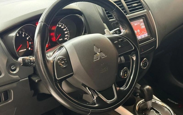 imagem-https://www.socarrao.com.br/sc-vehicle-images-prod/3873914/1789596059439-8167126_16_B_81a0646df8.jpeg