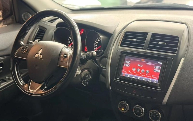 imagem-https://www.socarrao.com.br/sc-vehicle-images-prod/3873914/1789596059441-8167126_11_B_f9c2286177.jpeg