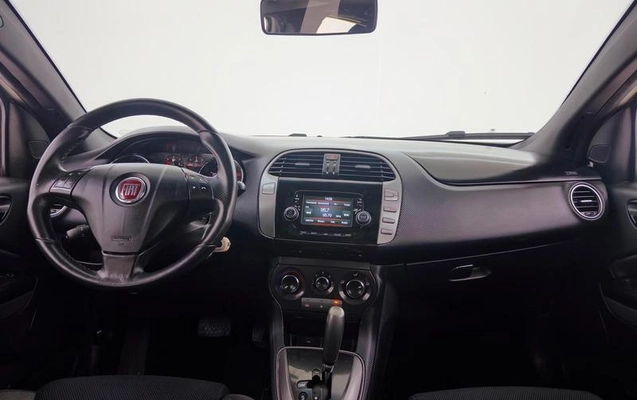 imagem-https://www.socarrao.com.br/sc-vehicle-images-prod/3873935/1789564752728-8368093_14_B_69cf0d73fe.jpeg