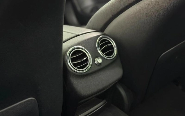 imagem-https://www.socarrao.com.br/sc-vehicle-images-prod/3873941/1789564773117-8341781_13_B_41adf73350.jpeg
