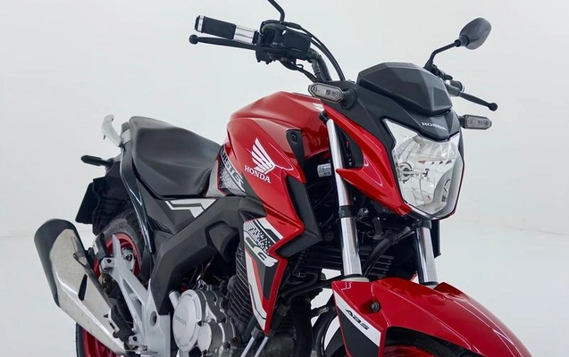 imagem-https://www.socarrao.com.br/sc-vehicle-images-prod/3873955/1789596070868-8320022_8_B_2e8e8a2082.jpeg