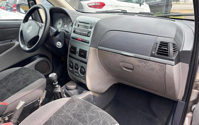 imagem-https://www.socarrao.com.br/sc-vehicle-images-prod/3873999/1789564936716-8004906_14_B_a7df8bb8ce.jpeg