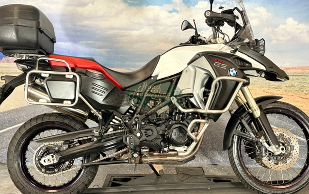 imagem-https://www.socarrao.com.br/sc-vehicle-images-prod/3874005/1789564944434-RjgwMCBBZHZlbnR1cmUgYnJhbmNhXzExLmpwZw.jpg