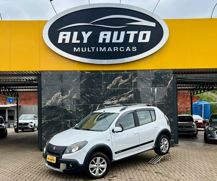 Renault Sandero 2014 Branco — foto 1 de 3
