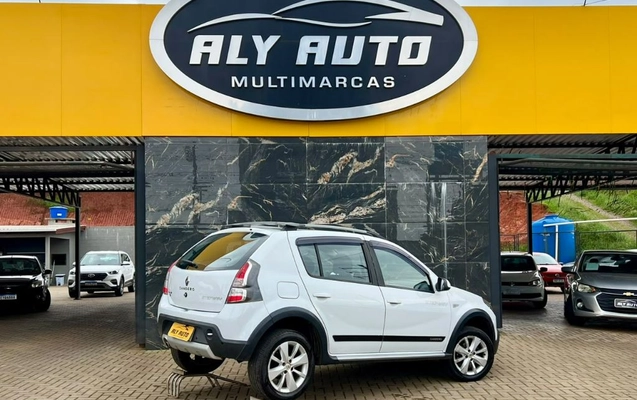 imagem-https://www.socarrao.com.br/sc-vehicle-images-prod/3874012/1789564958356-gb-43a196e.jpg