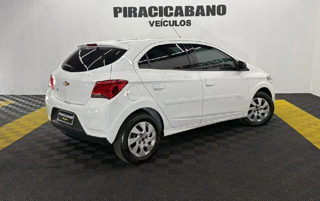 imagem-https://www.socarrao.com.br/sc-vehicle-images-prod/3874046/1789565037223-66d60e9a-57cc-ee66-05a8-4479337bd136-whatsappimage2026-09-02at102010jpeg.jpg