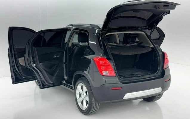 imagem-https://www.socarrao.com.br/sc-vehicle-images-prod/3874056/1789565058230-8251031_12_B_33473b6f92.jpeg