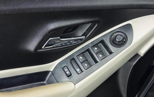 imagem-https://www.socarrao.com.br/sc-vehicle-images-prod/3874056/1789565058245-8251031_15_B_7b9d27326a.jpeg