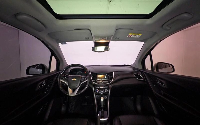 imagem-https://www.socarrao.com.br/sc-vehicle-images-prod/3874060/1789565071715-8393132_14_B_55b70c22de.jpeg