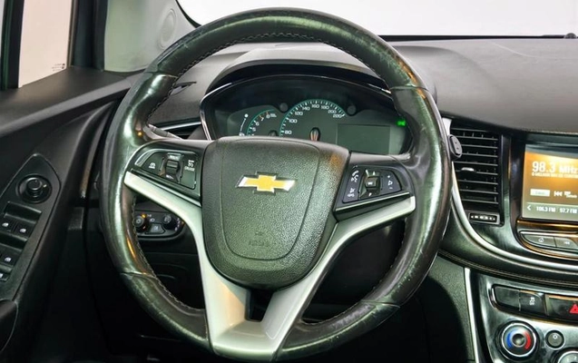 imagem-https://www.socarrao.com.br/sc-vehicle-images-prod/3874060/1789565071716-8393132_13_B_9467eb8509.jpeg
