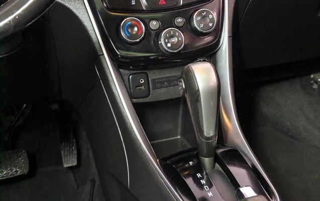 imagem-https://www.socarrao.com.br/sc-vehicle-images-prod/3874060/1789565071719-8393132_18_B_9f1eb52845.jpeg