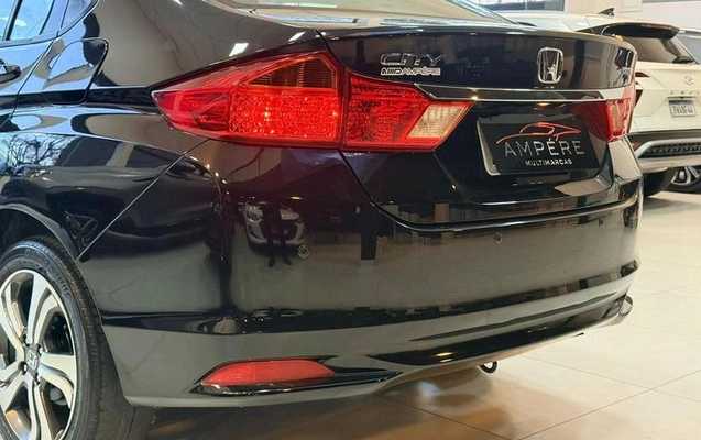 imagem-https://www.socarrao.com.br/sc-vehicle-images-prod/3874072/1789565105052-8151943_8_B_3b83a36cd8.jpeg