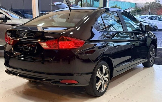 imagem-https://www.socarrao.com.br/sc-vehicle-images-prod/3874072/1789565105058-8151943_4_B_cd87bebf96.jpeg