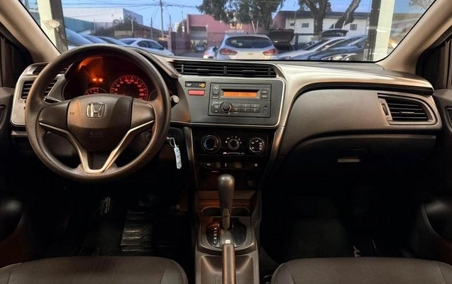 imagem-https://www.socarrao.com.br/sc-vehicle-images-prod/3874072/1789565105066-8151943_11_B_2730685f88.jpeg