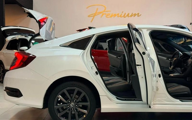 imagem-https://www.socarrao.com.br/sc-vehicle-images-prod/3874091/1789565135630-8148422_12_B_89988c1cd8.jpeg