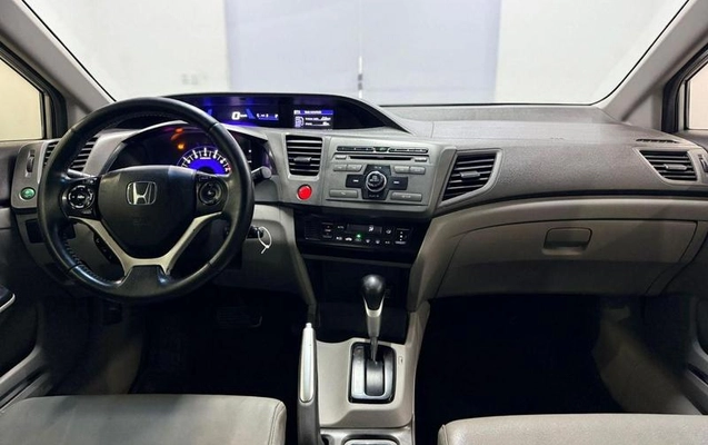 imagem-https://www.socarrao.com.br/sc-vehicle-images-prod/3874117/1789565190343-7897438_6_B_963d0937e6.jpeg