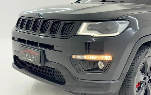 imagem-https://www.socarrao.com.br/sc-vehicle-images-prod/3874148/1789565277518-8317829_7_B_58c0d6726d.jpeg