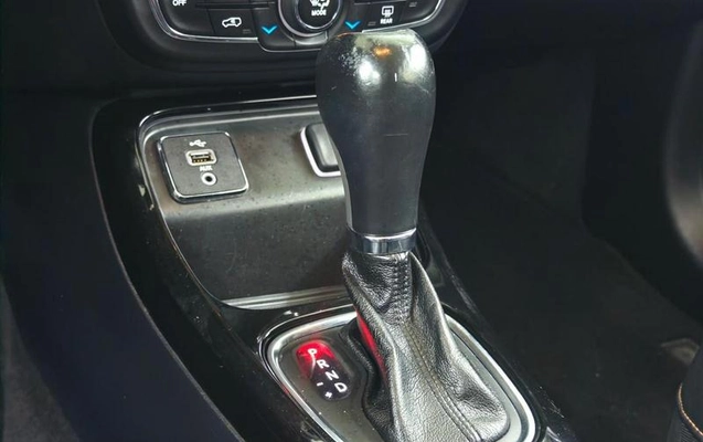 imagem-https://www.socarrao.com.br/sc-vehicle-images-prod/3874148/1789565277547-8317829_17_B_c152c10824.jpeg
