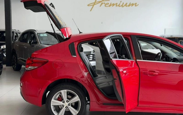 imagem-https://www.socarrao.com.br/sc-vehicle-images-prod/3874238/1789565399390-7813882_6_B_81cb807c5e.jpeg