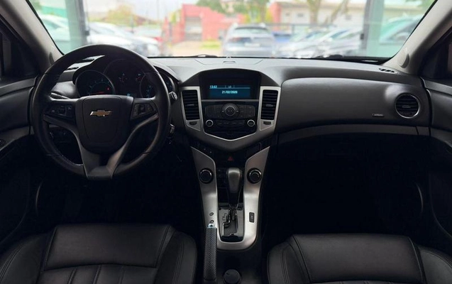 imagem-https://www.socarrao.com.br/sc-vehicle-images-prod/3874238/1789565399394-7813882_9_B_daa15a8ff4.jpeg
