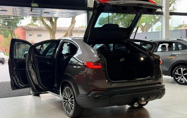 imagem-https://www.socarrao.com.br/sc-vehicle-images-prod/3874267/1789565428268-7923864_12_B_88460e76b3.jpeg