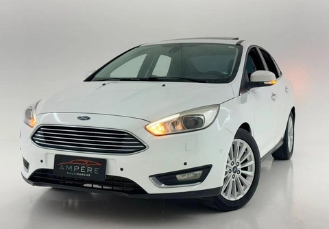 Ford Focus 2019 Branco — foto 1 de 3