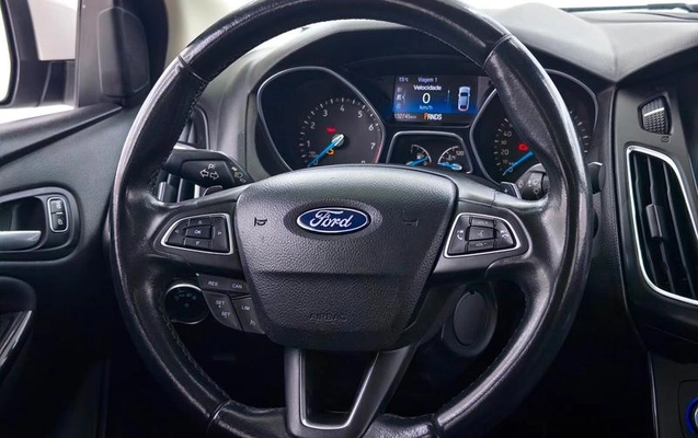imagem-https://www.socarrao.com.br/sc-vehicle-images-prod/3874313/1789565477242-7663449_15_B_9f284f276e.jpeg