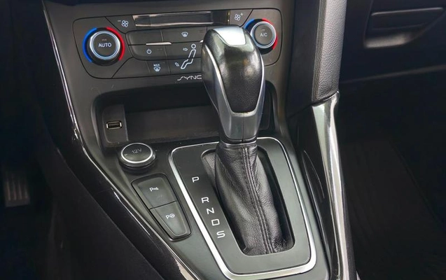 imagem-https://www.socarrao.com.br/sc-vehicle-images-prod/3874313/1789565477246-7663449_14_B_848735fb3f.jpeg
