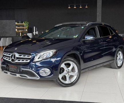 Mercedes-Benz GLA 200 2019 Azul — foto 1 de 3