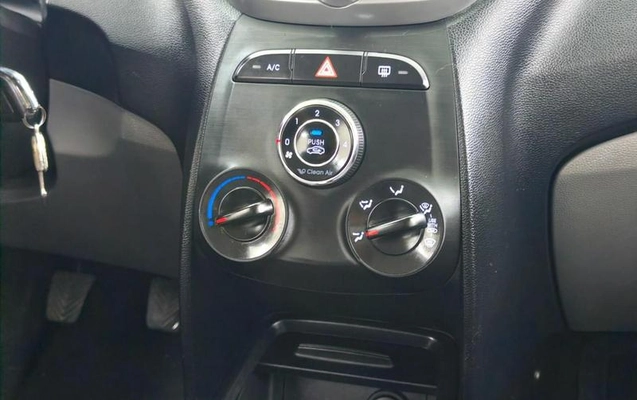 imagem-https://www.socarrao.com.br/sc-vehicle-images-prod/3874393/1789596109784-8425835_13_B_af89a55d46.jpeg