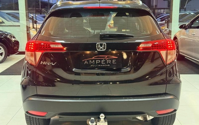 imagem-https://www.socarrao.com.br/sc-vehicle-images-prod/3874406/1789565645717-8036641_3_B_5281f9aea8.jpeg