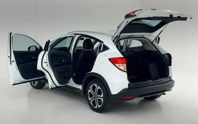 imagem-https://www.socarrao.com.br/sc-vehicle-images-prod/3874411/1789565661985-8331548_11_B_47a9b86c5e.jpeg