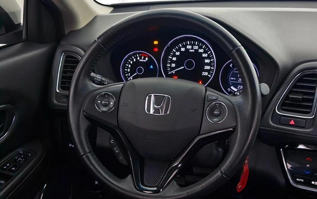 imagem-https://www.socarrao.com.br/sc-vehicle-images-prod/3874417/1789565676310-8234725_14_B_093d27d903.jpeg