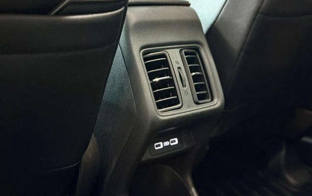 imagem-https://www.socarrao.com.br/sc-vehicle-images-prod/3874425/1789565687298-7923876_18_B_62aef1bfd9.jpeg