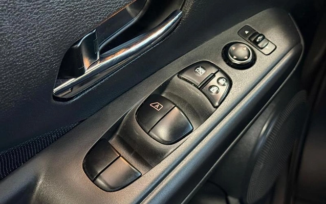 imagem-https://www.socarrao.com.br/sc-vehicle-images-prod/3874458/1789565731201-8120022_17_B_fd340640b0.jpeg