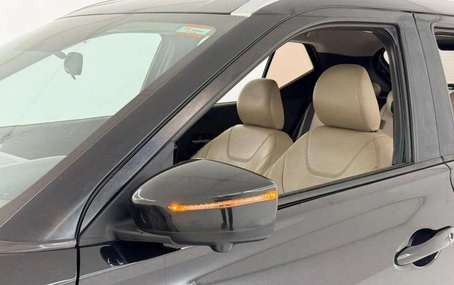 imagem-https://www.socarrao.com.br/sc-vehicle-images-prod/3874460/1789565740995-8378653_19_B_e2eefb6593.jpeg