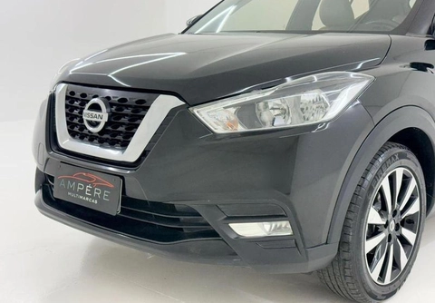 Nissan KICKS 2017 Preto — foto 1 de 3