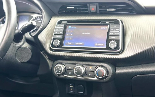 imagem-https://www.socarrao.com.br/sc-vehicle-images-prod/3874468/1789565751847-8393724_13_B_8cee13d0e9.jpeg
